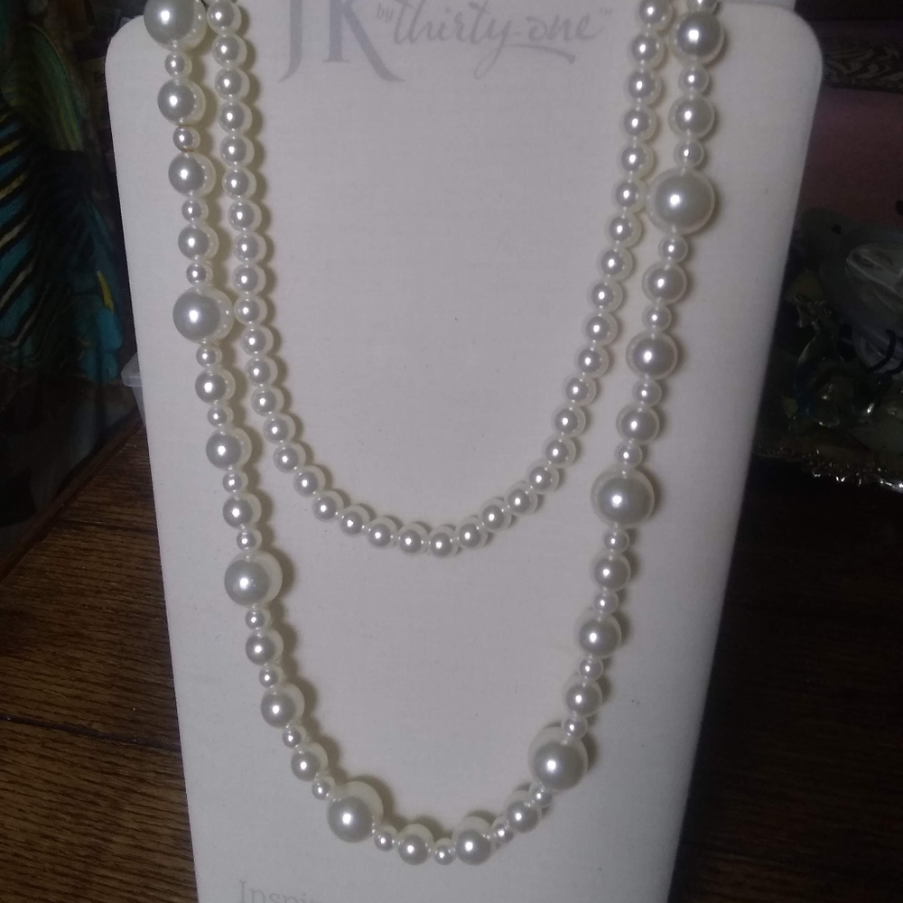 **Vintage 60's Style Faux Pearl Necklaces (2)